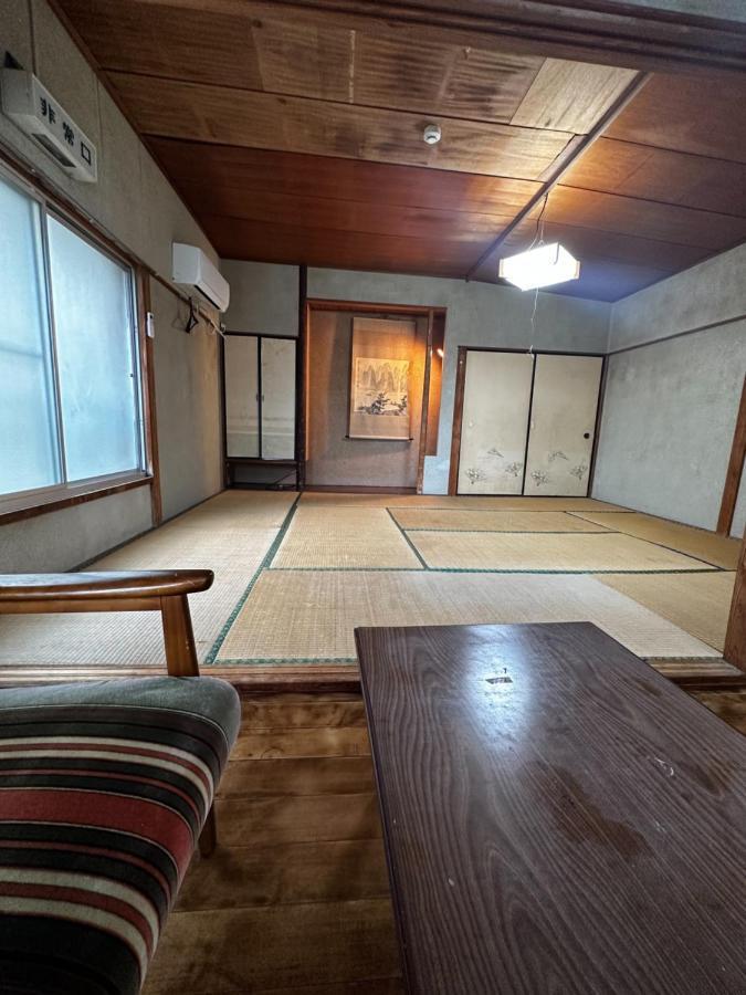 素泊まり民宿とみや Oshima Exterior photo